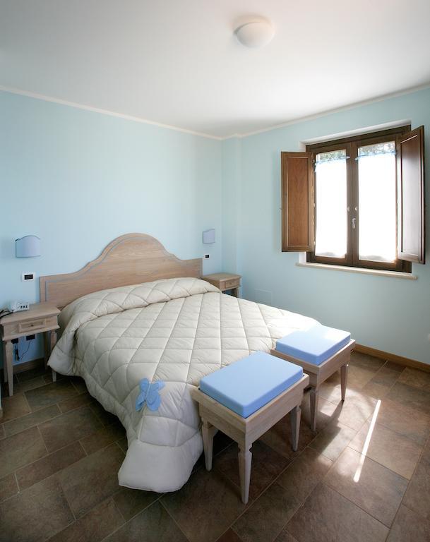 Country House Poggio Fiorito อัสซิซี ภายนอก รูปภาพ