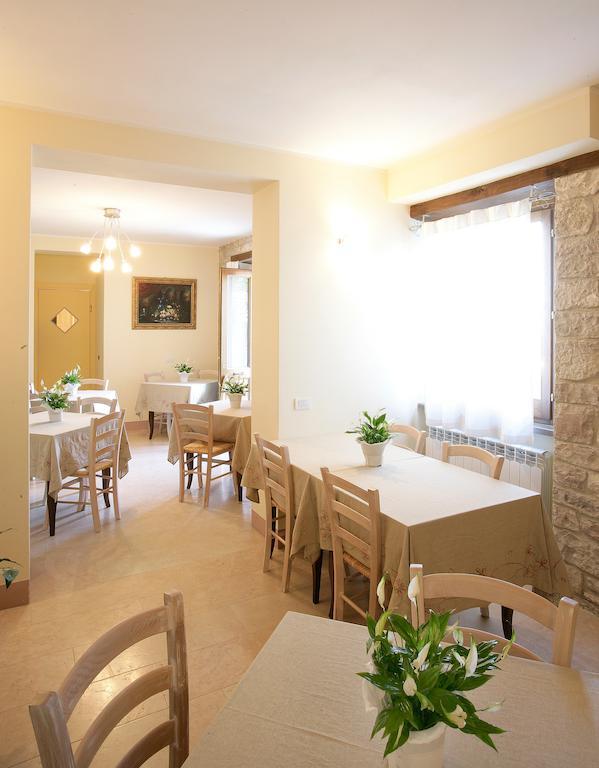 Country House Poggio Fiorito อัสซิซี ภายนอก รูปภาพ