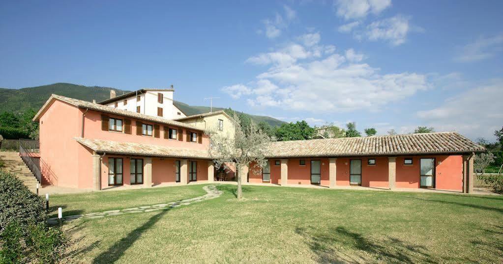 Country House Poggio Fiorito อัสซิซี ภายนอก รูปภาพ