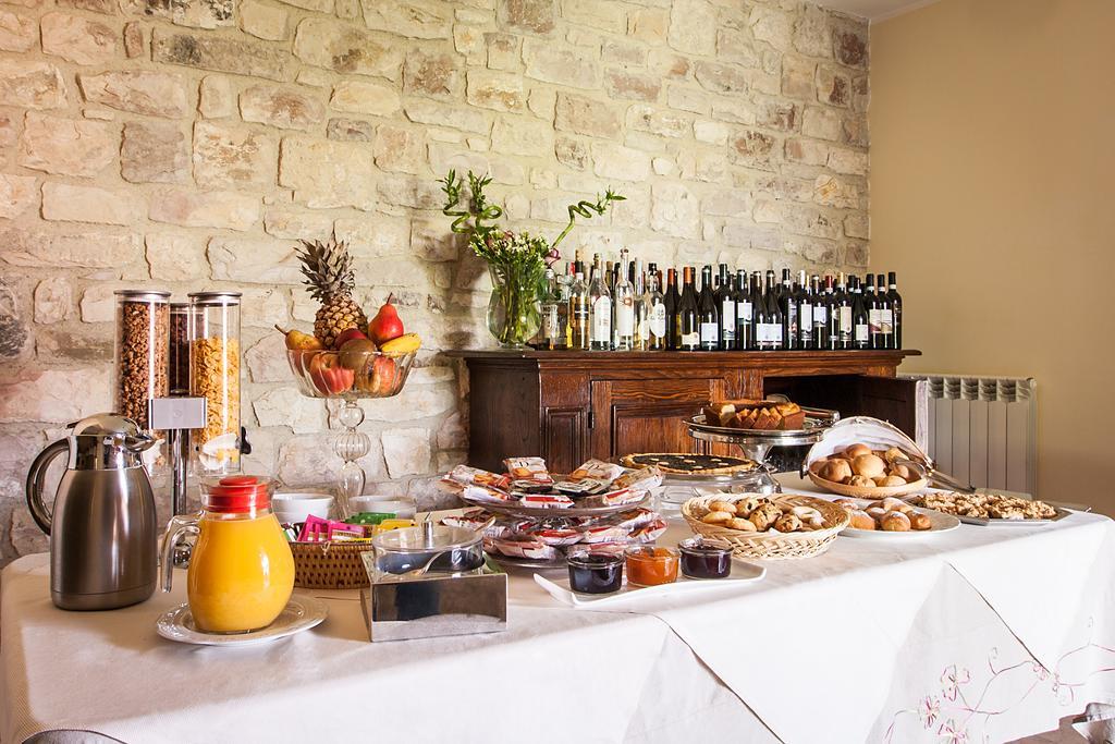 Country House Poggio Fiorito อัสซิซี ภายนอก รูปภาพ
