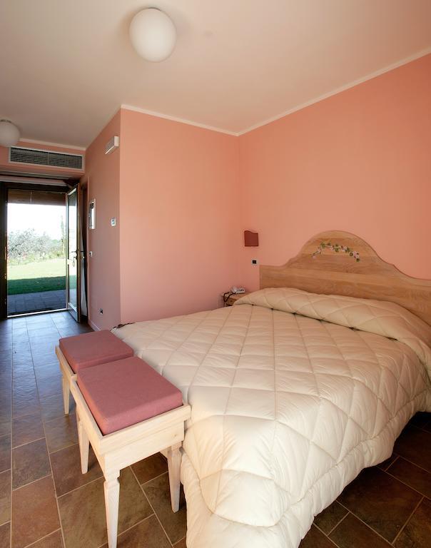 Country House Poggio Fiorito อัสซิซี ห้อง รูปภาพ