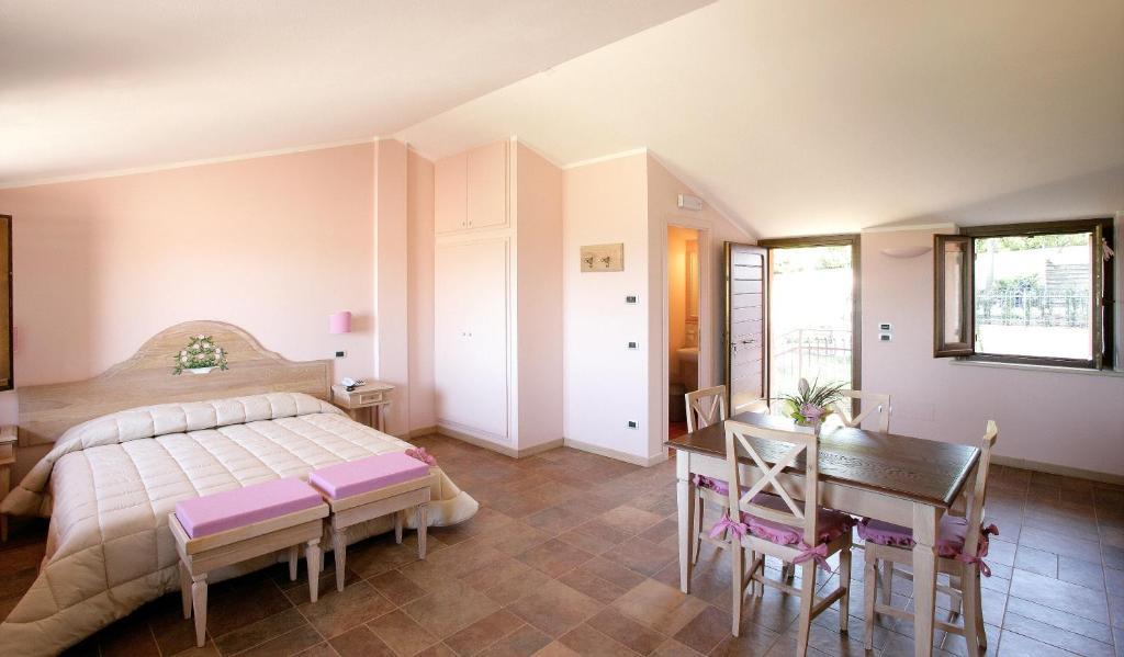 Country House Poggio Fiorito อัสซิซี ภายนอก รูปภาพ